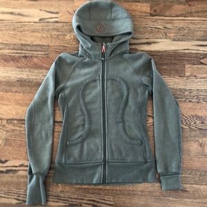 Lululemon scuba jacket- olive green size 4 used